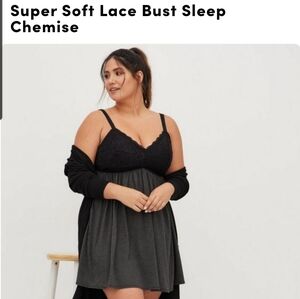 Torrid Super Soft Lace Bust Chemise size 0